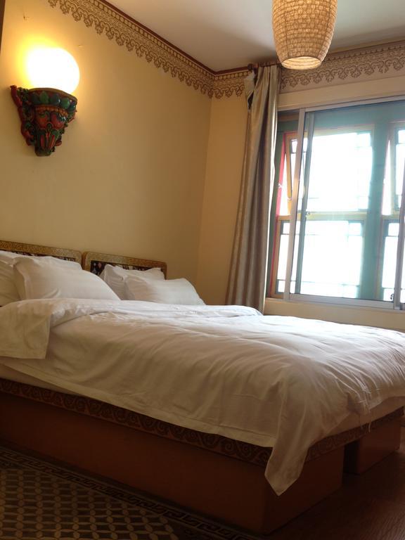 Tashitakge Hotel Лхаса Екстер'єр фото